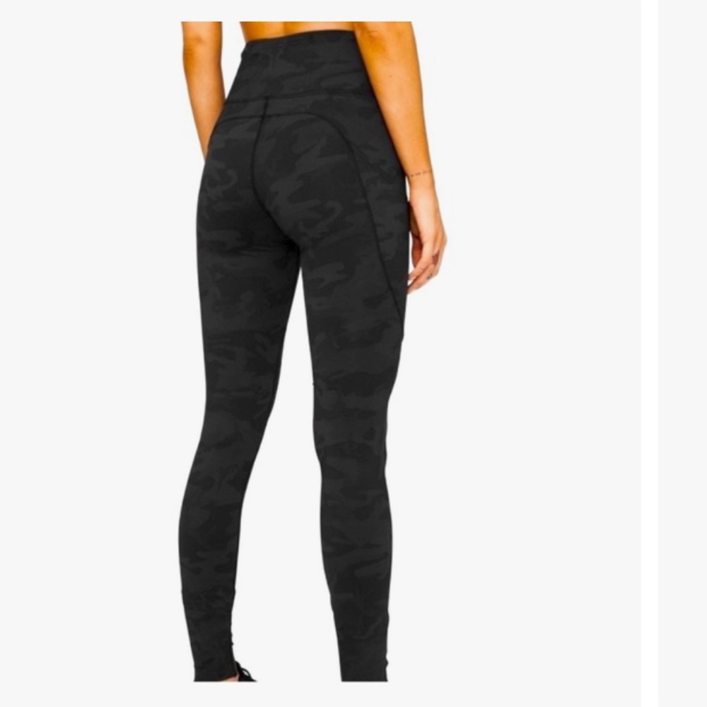 Lululemon Fast and Free Tight/Leggings in dark camo
